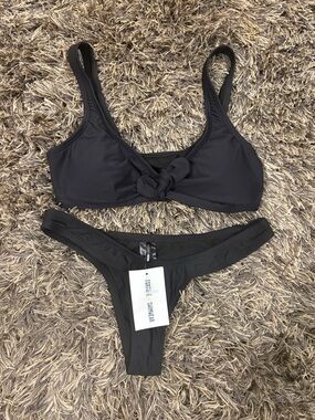 Fortune Swimwear Black Bikini Set Knot Front Two Piece Swim NWT Size Small